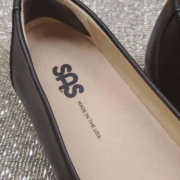 SOLD!! SAS Scenic Black Leather Ballet Flat - Size 7N - Picture 7 of 8